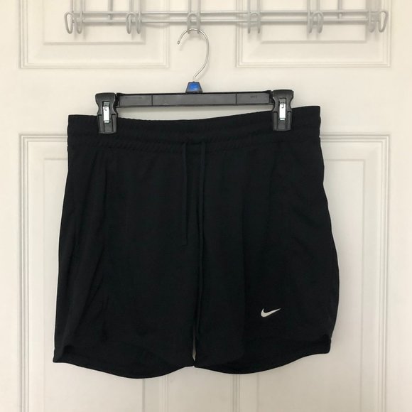 Athletic shorts - Picture 1 of 3